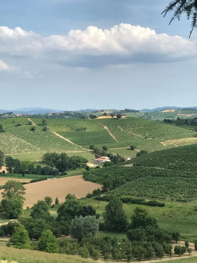 Sotto La Vigna Charm Stay Adults Only Vacation Suite Montegrosso dʼAsti Εξωτερικό φωτογραφία